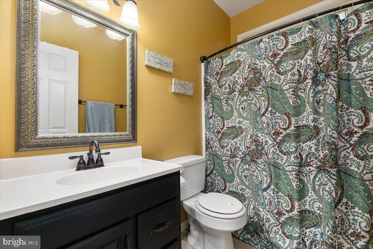126 LOCUST TREE LN, FRONT ROYAL, Virginia 22630, 3 Bedrooms Bedrooms, ,3 BathroomsBathrooms,Residential,For sale,126 LOCUST TREE LN,VAWR2012302 MLS # VAWR2012302