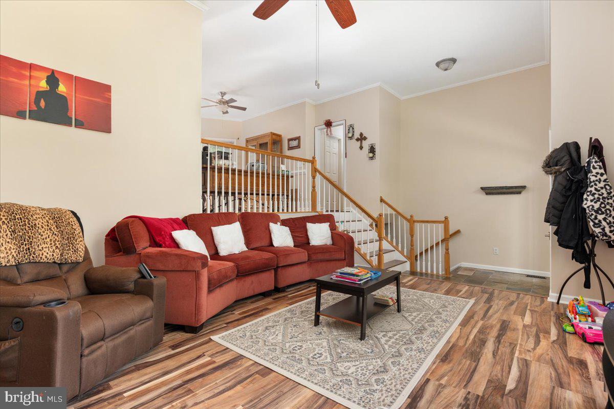 126 LOCUST TREE LN, FRONT ROYAL, Virginia 22630, 3 Bedrooms Bedrooms, ,3 BathroomsBathrooms,Residential,For sale,126 LOCUST TREE LN,VAWR2012302 MLS # VAWR2012302