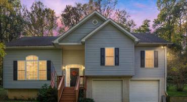 126 LOCUST TREE LN, FRONT ROYAL, Virginia 22630, 3 Bedrooms Bedrooms, ,3 BathroomsBathrooms,Residential,For sale,126 LOCUST TREE LN,VAWR2012302 MLS # VAWR2012302