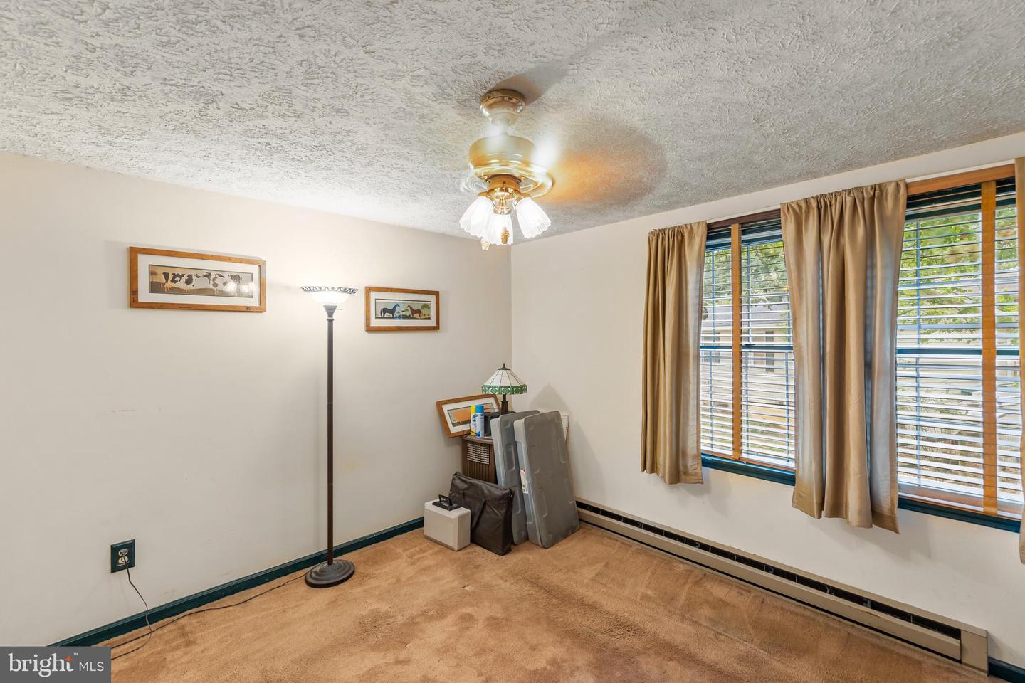 589 ROCKBRIDGE DR SE, LEESBURG, Virginia 20175, 3 Bedrooms Bedrooms, ,2 BathroomsBathrooms,Residential,For sale,589 ROCKBRIDGE DR SE,VALO2106908 MLS # VALO2106908