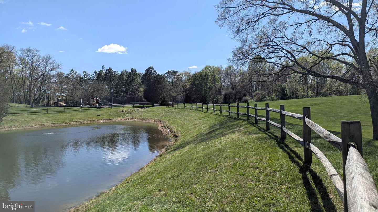 13678 ORCHARD DR #3678, CLIFTON, Virginia 20124, 2 Bedrooms Bedrooms, 7 Rooms Rooms,2 BathroomsBathrooms,Residential,For sale,13678 ORCHARD DR #3678,VAFX2267500 MLS # VAFX2267500