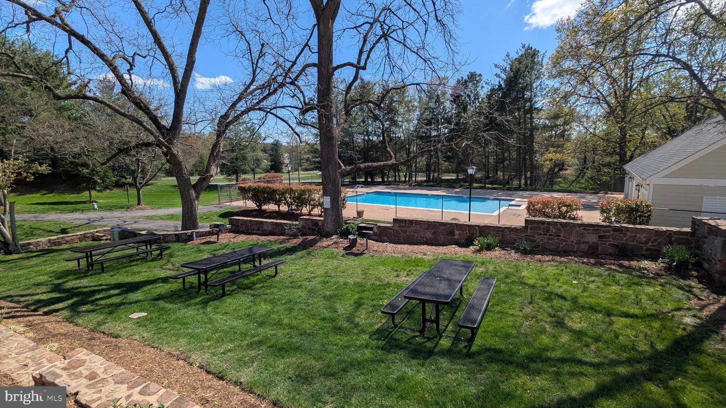 13678 ORCHARD DR #3678, CLIFTON, Virginia 20124, 2 Bedrooms Bedrooms, 7 Rooms Rooms,2 BathroomsBathrooms,Residential,For sale,13678 ORCHARD DR #3678,VAFX2267500 MLS # VAFX2267500