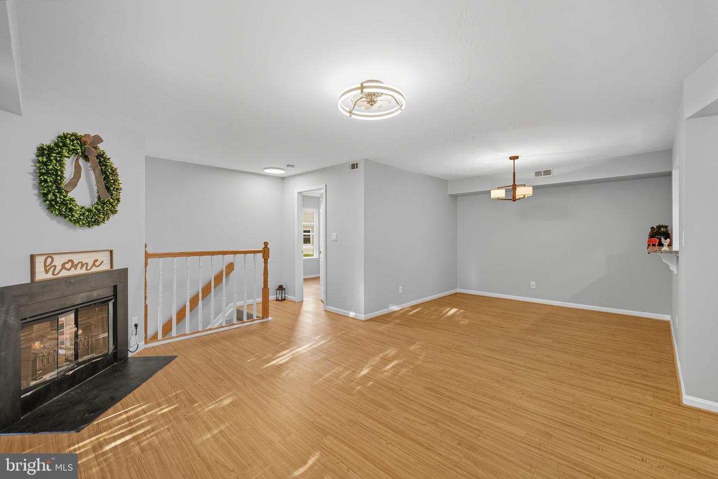 13678 ORCHARD DR #3678, CLIFTON, Virginia 20124, 2 Bedrooms Bedrooms, 7 Rooms Rooms,2 BathroomsBathrooms,Residential,For sale,13678 ORCHARD DR #3678,VAFX2267500 MLS # VAFX2267500