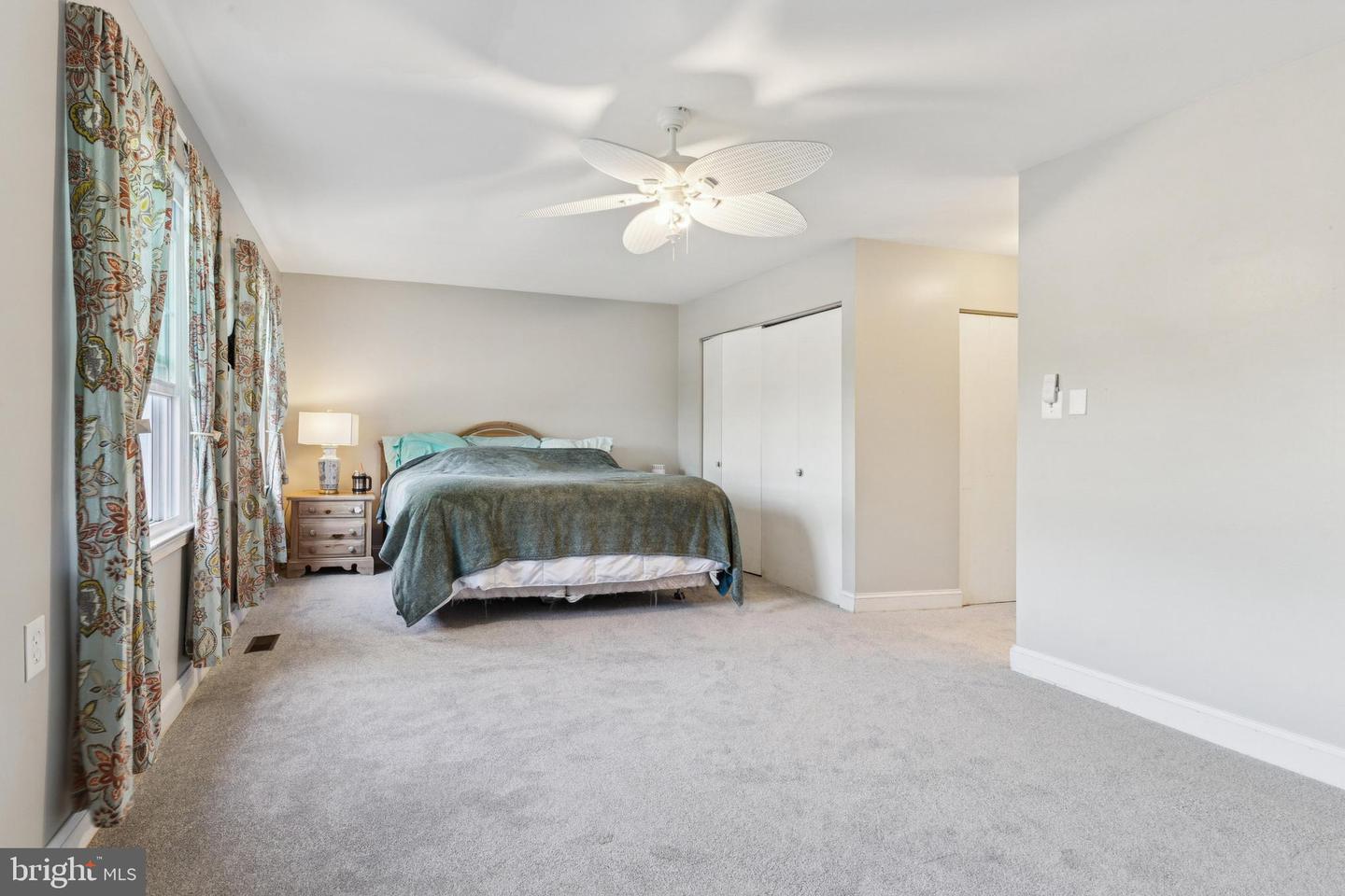 8225 CEDAR LANDING CT, ALEXANDRIA, Virginia 22306, 4 Bedrooms Bedrooms, 8 Rooms Rooms,3 BathroomsBathrooms,Residential,For sale,8225 CEDAR LANDING CT,VAFX2267532 MLS # VAFX2267532
