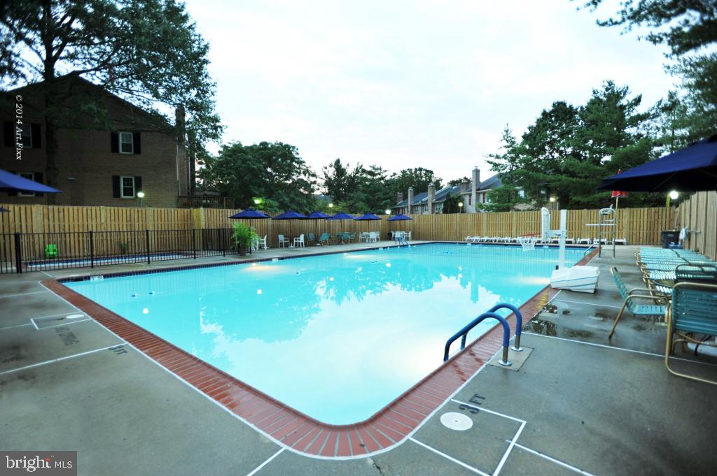 8225 CEDAR LANDING CT, ALEXANDRIA, Virginia 22306, 4 Bedrooms Bedrooms, 8 Rooms Rooms,3 BathroomsBathrooms,Residential,For sale,8225 CEDAR LANDING CT,VAFX2267532 MLS # VAFX2267532