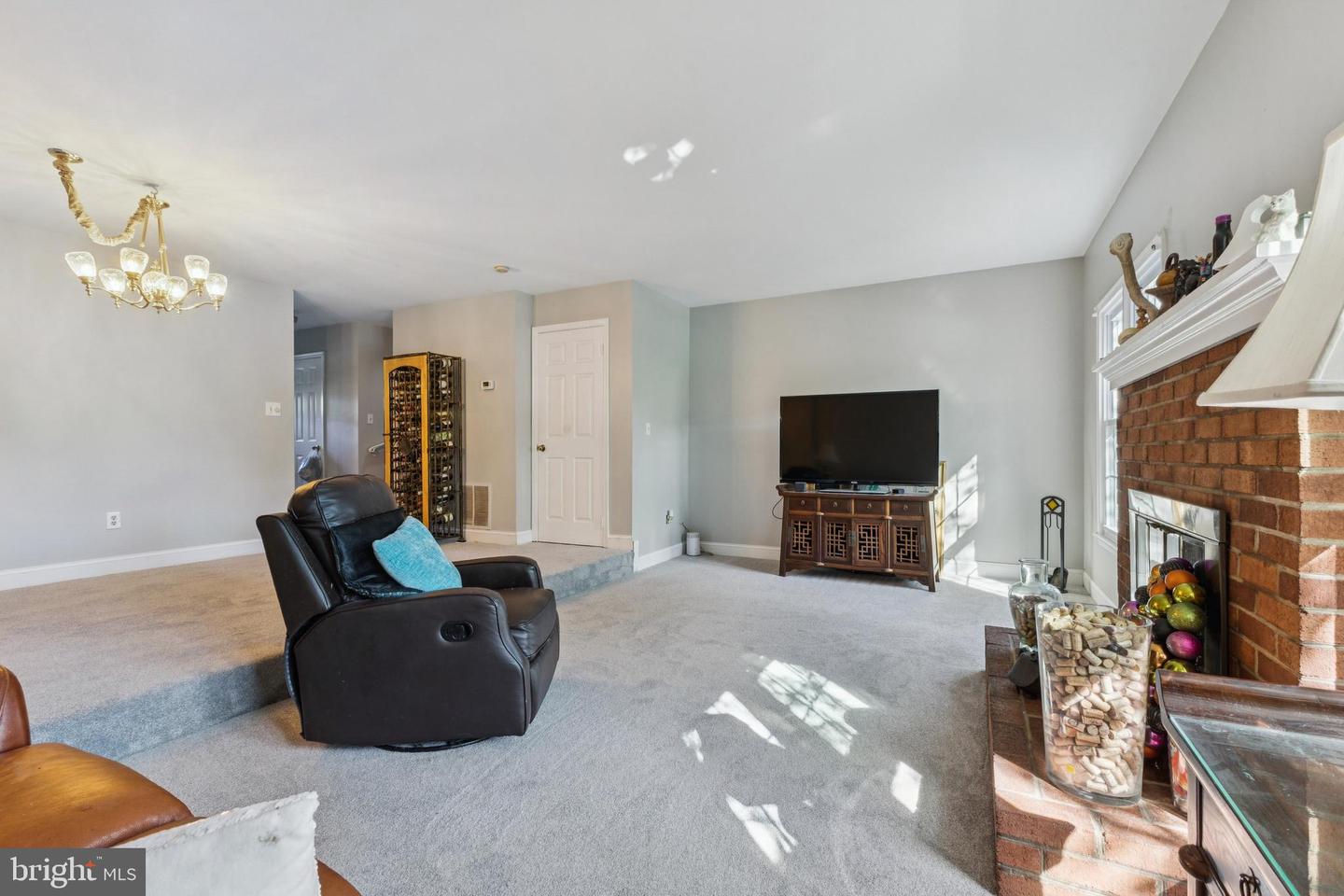8225 CEDAR LANDING CT, ALEXANDRIA, Virginia 22306, 4 Bedrooms Bedrooms, 8 Rooms Rooms,3 BathroomsBathrooms,Residential,For sale,8225 CEDAR LANDING CT,VAFX2267532 MLS # VAFX2267532