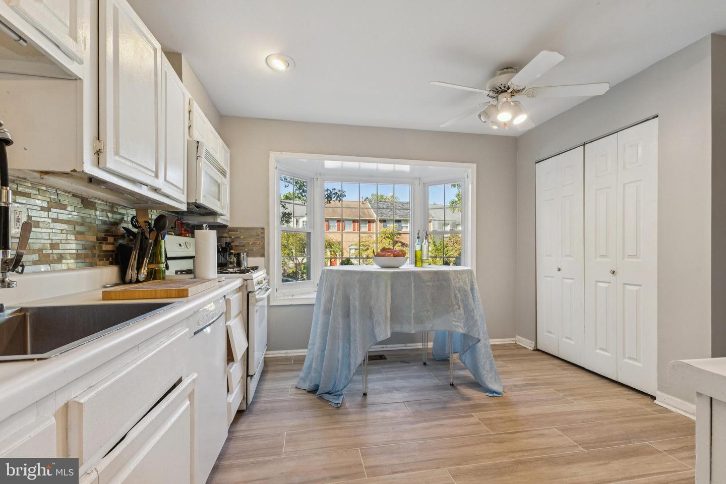 8225 CEDAR LANDING CT, ALEXANDRIA, Virginia 22306, 4 Bedrooms Bedrooms, 8 Rooms Rooms,3 BathroomsBathrooms,Residential,For sale,8225 CEDAR LANDING CT,VAFX2267532 MLS # VAFX2267532