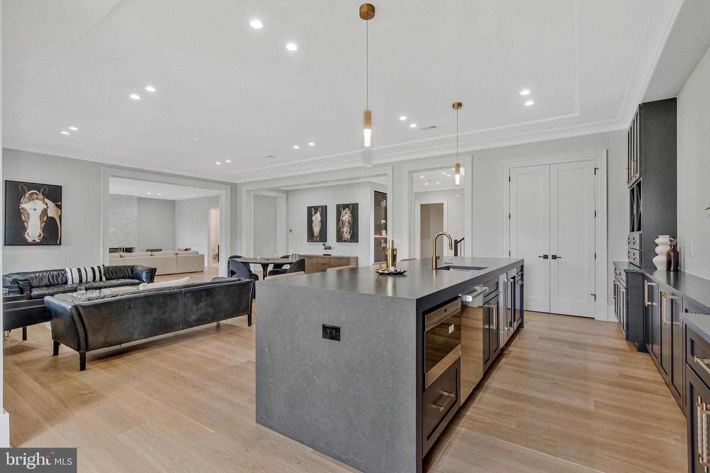 5265 CHANDLEY FARM CIR, CENTREVILLE, Virginia 20120, 6 Bedrooms Bedrooms, ,7 BathroomsBathrooms,Residential,For sale,5265 CHANDLEY FARM CIR,VAFX2267630 MLS # VAFX2267630