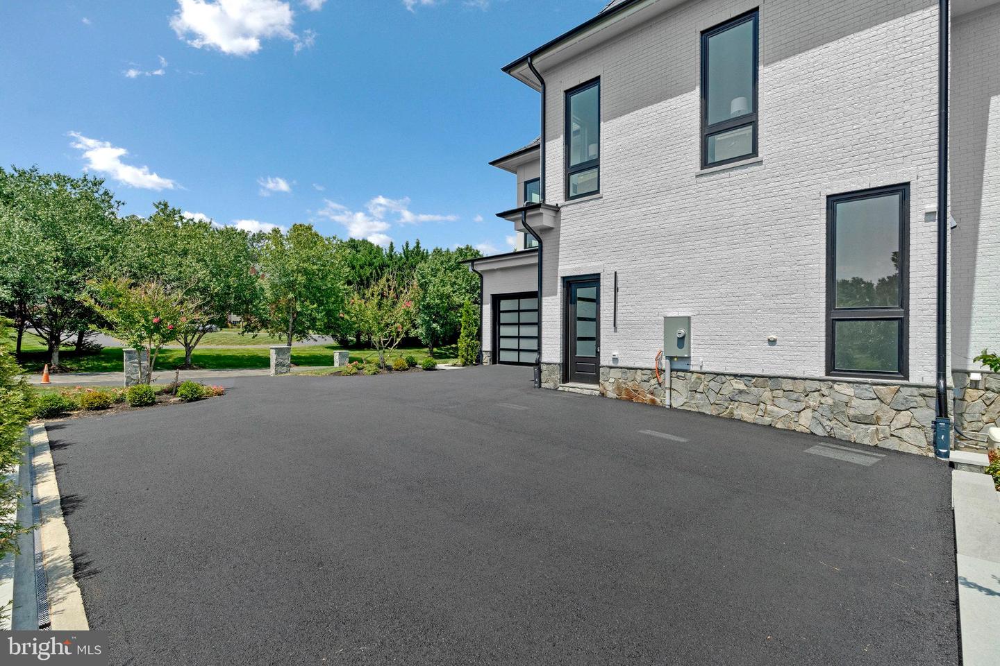 5265 CHANDLEY FARM CIR, CENTREVILLE, Virginia 20120, 6 Bedrooms Bedrooms, ,7 BathroomsBathrooms,Residential,For sale,5265 CHANDLEY FARM CIR,VAFX2267630 MLS # VAFX2267630