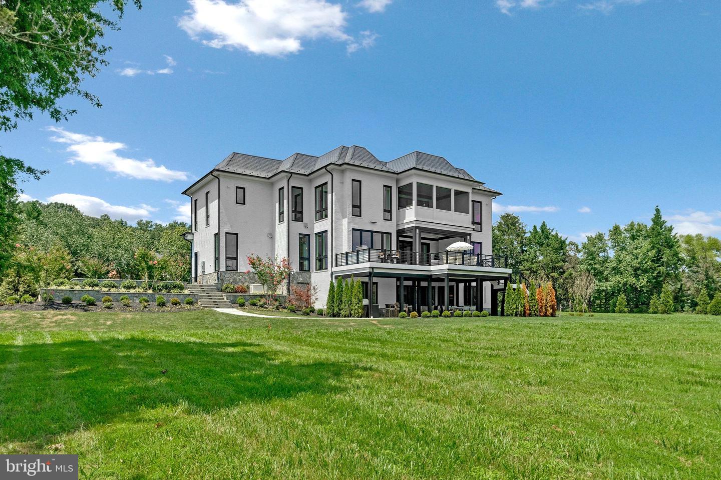 5265 CHANDLEY FARM CIR, CENTREVILLE, Virginia 20120, 6 Bedrooms Bedrooms, ,7 BathroomsBathrooms,Residential,For sale,5265 CHANDLEY FARM CIR,VAFX2267630 MLS # VAFX2267630