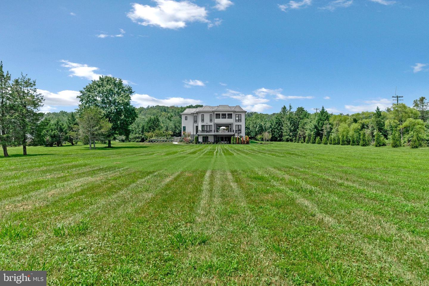 5265 CHANDLEY FARM CIR, CENTREVILLE, Virginia 20120, 6 Bedrooms Bedrooms, ,7 BathroomsBathrooms,Residential,For sale,5265 CHANDLEY FARM CIR,VAFX2267630 MLS # VAFX2267630