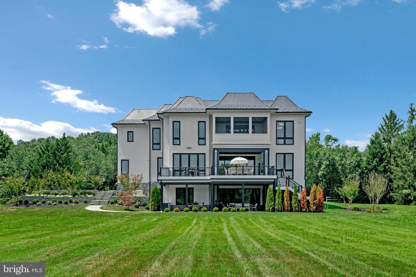 5265 CHANDLEY FARM CIR, CENTREVILLE, Virginia 20120, 6 Bedrooms Bedrooms, ,7 BathroomsBathrooms,Residential,For sale,5265 CHANDLEY FARM CIR,VAFX2267630 MLS # VAFX2267630