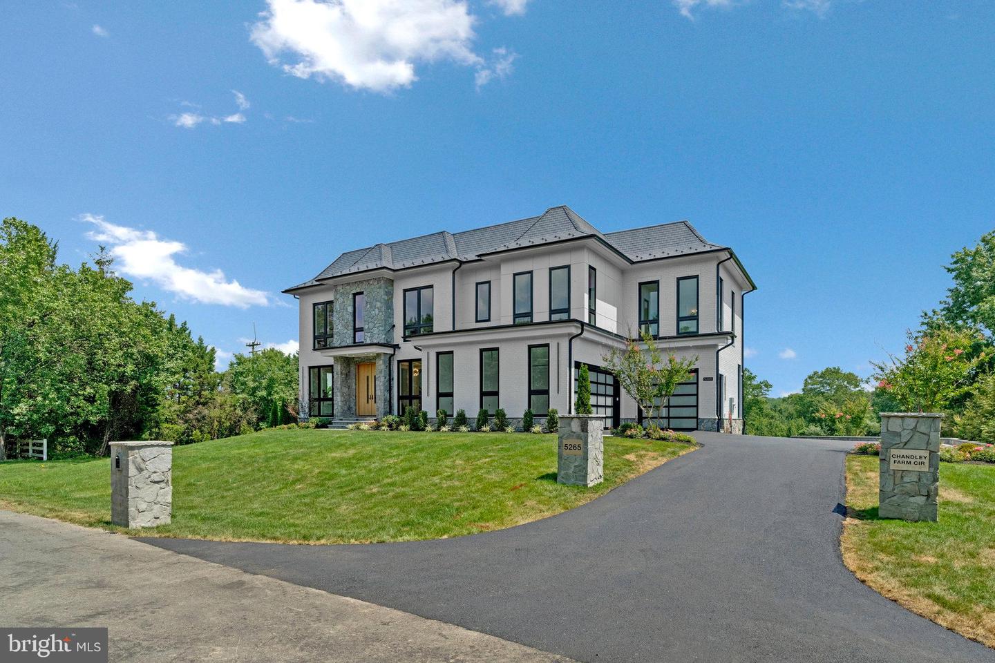 5265 CHANDLEY FARM CIR, CENTREVILLE, Virginia 20120, 6 Bedrooms Bedrooms, ,7 BathroomsBathrooms,Residential,For sale,5265 CHANDLEY FARM CIR,VAFX2267630 MLS # VAFX2267630
