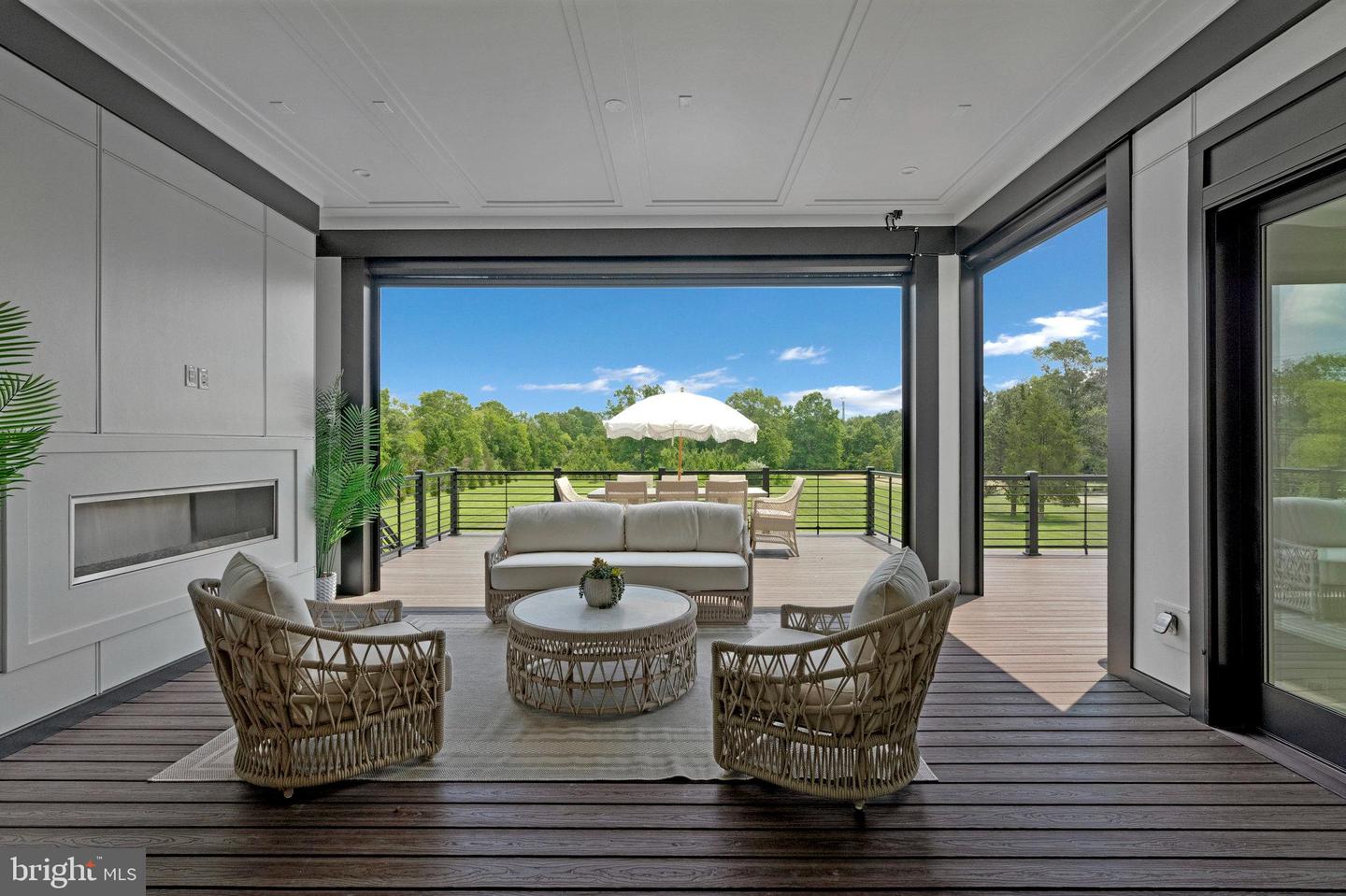 5265 CHANDLEY FARM CIR, CENTREVILLE, Virginia 20120, 6 Bedrooms Bedrooms, ,7 BathroomsBathrooms,Residential,For sale,5265 CHANDLEY FARM CIR,VAFX2267630 MLS # VAFX2267630