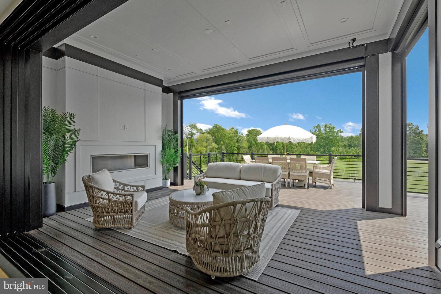 5265 CHANDLEY FARM CIR, CENTREVILLE, Virginia 20120, 6 Bedrooms Bedrooms, ,7 BathroomsBathrooms,Residential,For sale,5265 CHANDLEY FARM CIR,VAFX2267630 MLS # VAFX2267630