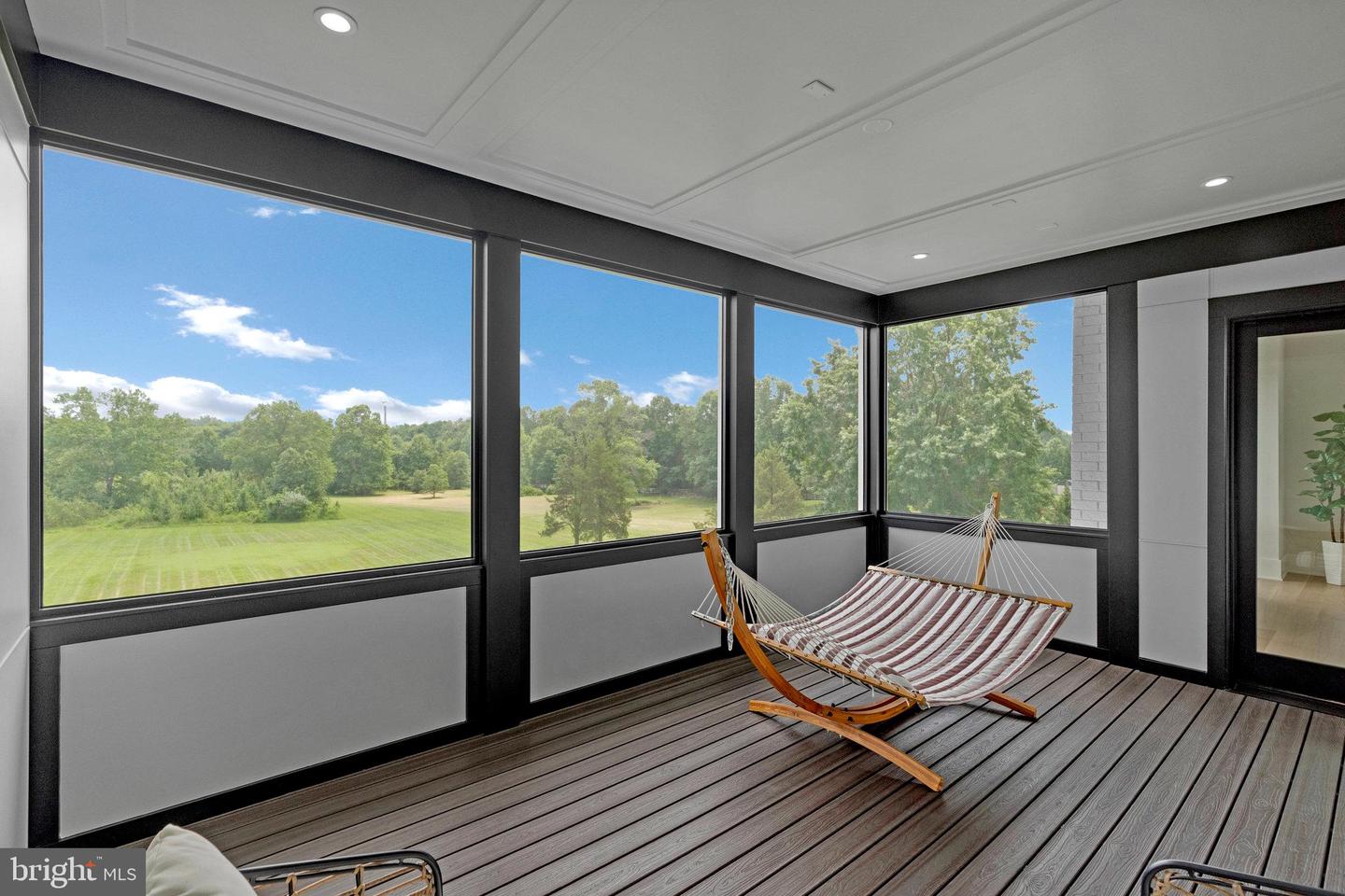 5265 CHANDLEY FARM CIR, CENTREVILLE, Virginia 20120, 6 Bedrooms Bedrooms, ,7 BathroomsBathrooms,Residential,For sale,5265 CHANDLEY FARM CIR,VAFX2267630 MLS # VAFX2267630