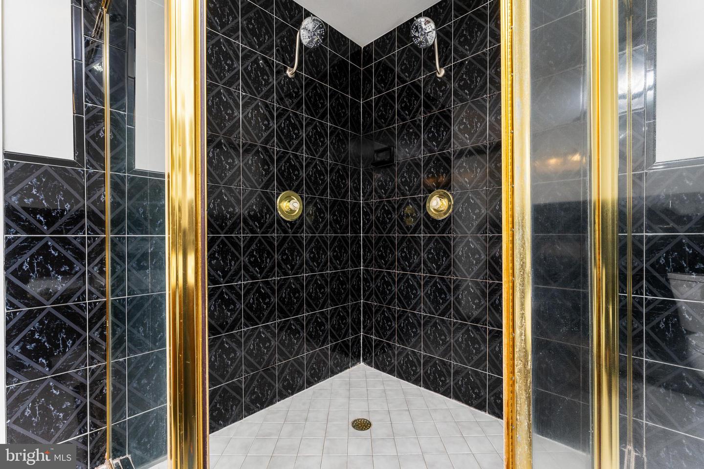 2410 JAMES MADISON HWY, HAYMARKET, Virginia 20169, 4 Bedrooms Bedrooms, ,2 BathroomsBathrooms,Residential,For sale,2410 JAMES MADISON HWY,VAPW2104194 MLS # VAPW2104194
