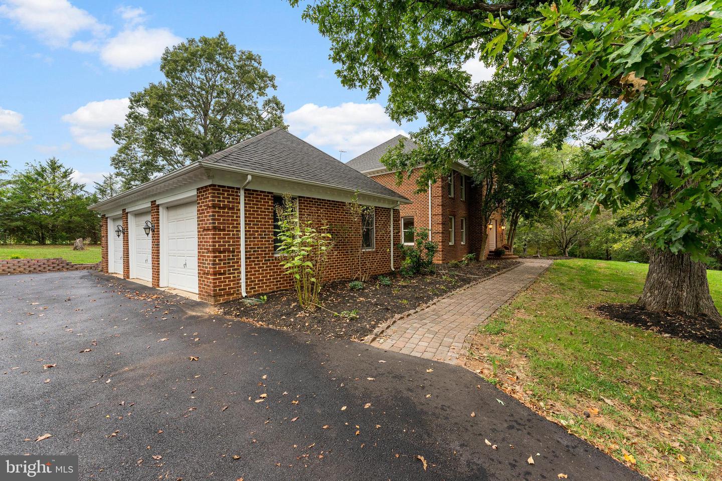2410 JAMES MADISON HWY, HAYMARKET, Virginia 20169, 4 Bedrooms Bedrooms, ,2 BathroomsBathrooms,Residential,For sale,2410 JAMES MADISON HWY,VAPW2104194 MLS # VAPW2104194