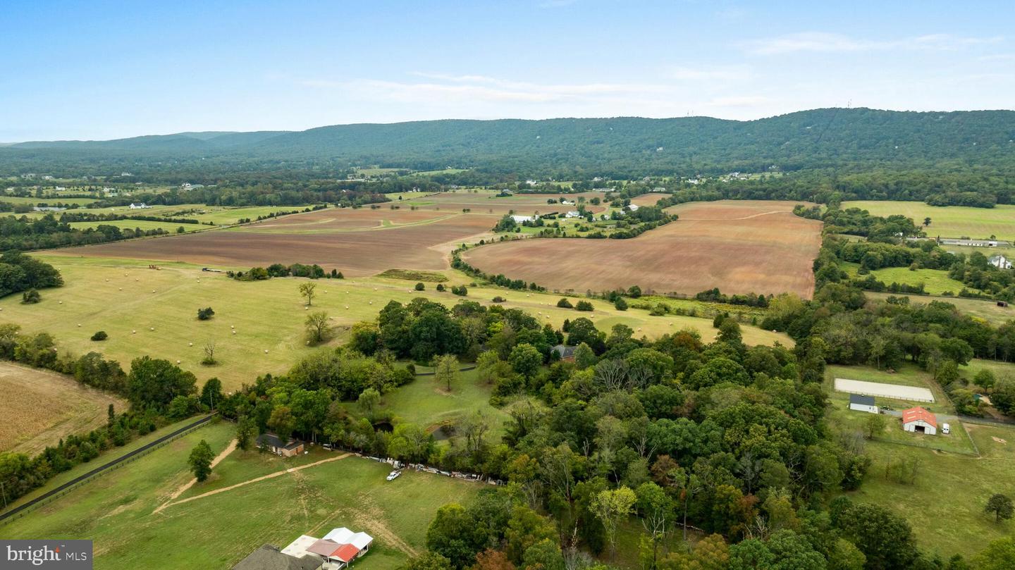 2410 JAMES MADISON HWY, HAYMARKET, Virginia 20169, 4 Bedrooms Bedrooms, ,2 BathroomsBathrooms,Residential,For sale,2410 JAMES MADISON HWY,VAPW2104194 MLS # VAPW2104194