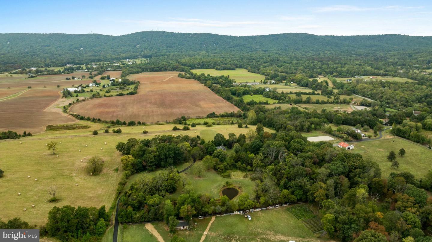 2410 JAMES MADISON HWY, HAYMARKET, Virginia 20169, 4 Bedrooms Bedrooms, ,2 BathroomsBathrooms,Residential,For sale,2410 JAMES MADISON HWY,VAPW2104194 MLS # VAPW2104194