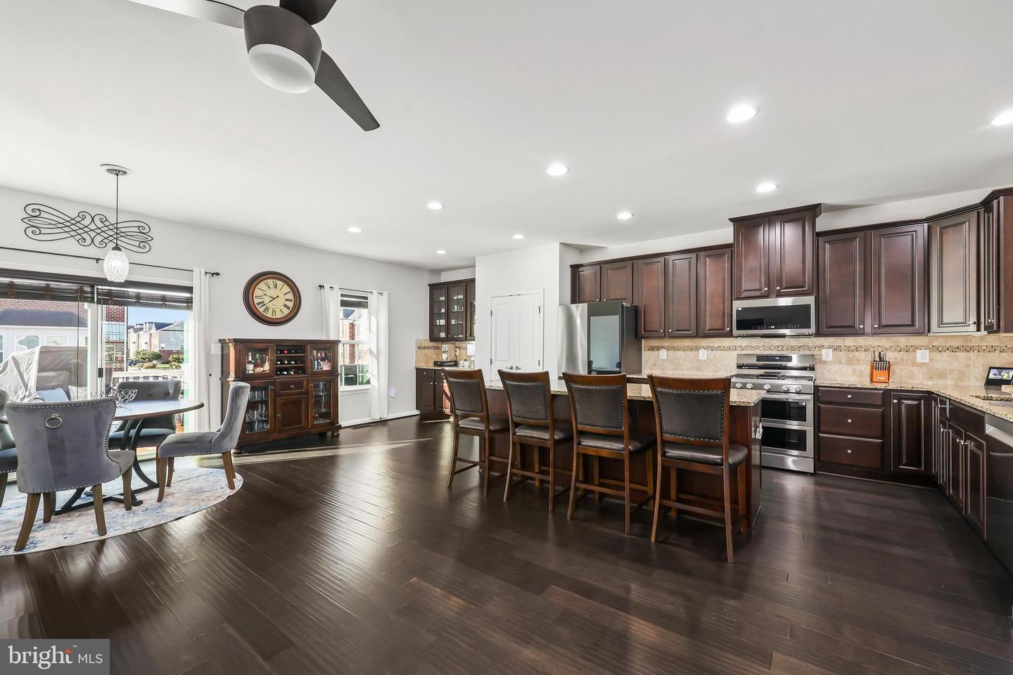 25705 CLAIRMONT MANOR SQ, ALDIE, Virginia 20105, 3 Bedrooms Bedrooms, ,2 BathroomsBathrooms,Residential,For sale,25705 CLAIRMONT MANOR SQ,VALO2107034 MLS # VALO2107034