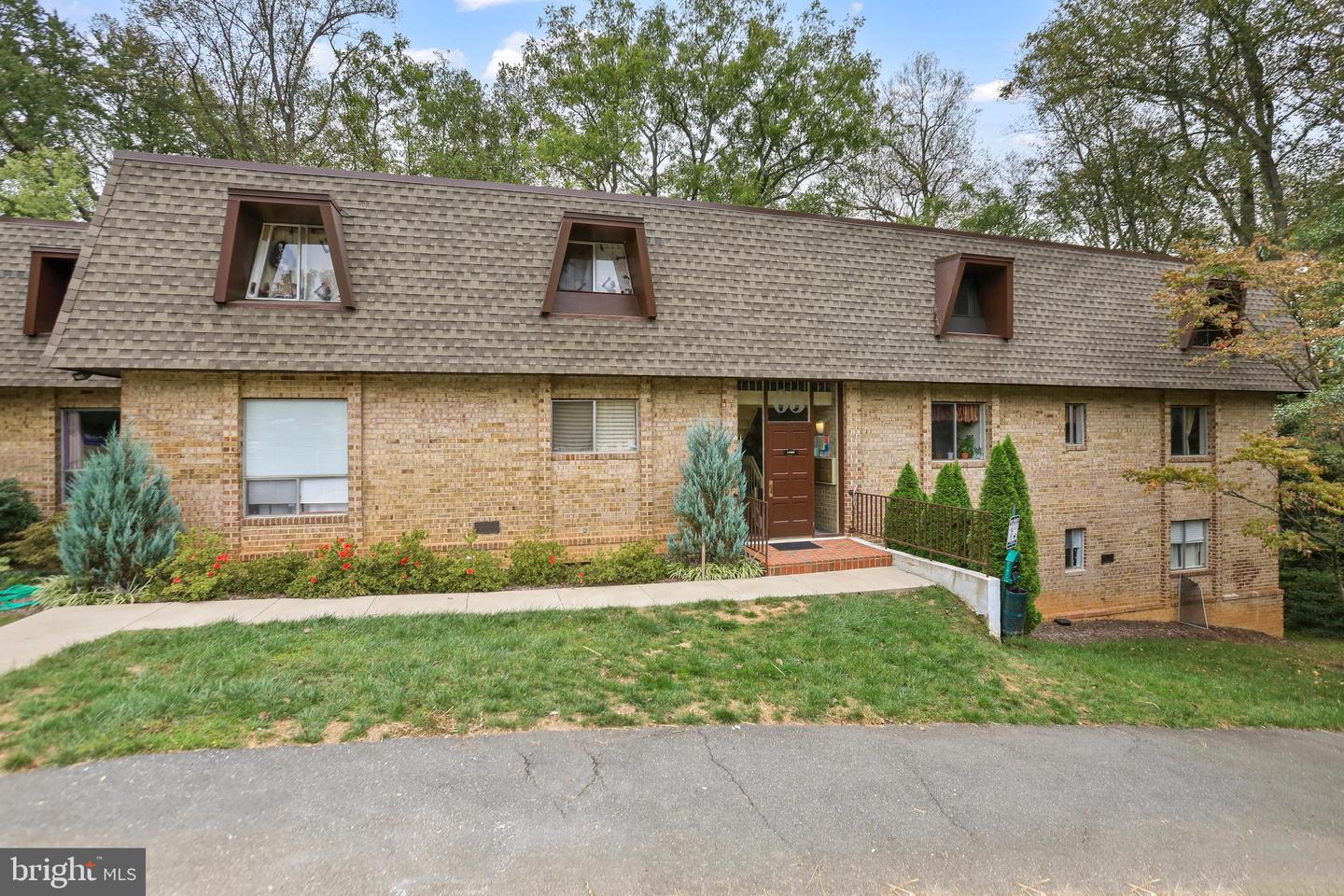 11603 VANTAGE HILL RD #22C, RESTON, Virginia 20190, 3 Bedrooms Bedrooms, ,2 BathroomsBathrooms,Residential,For sale,11603 VANTAGE HILL RD #22C,VAFX2267910 MLS # VAFX2267910