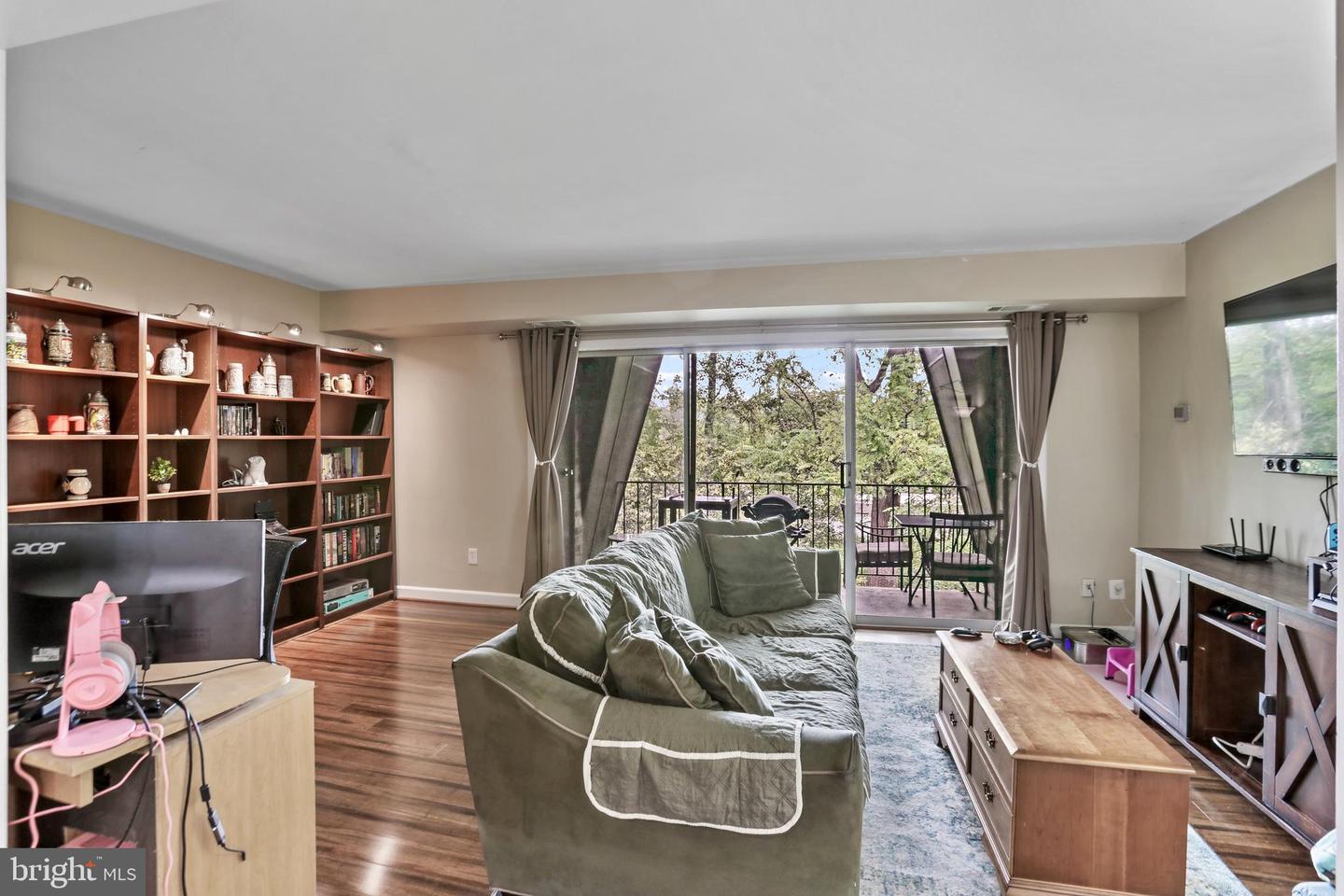 11603 VANTAGE HILL RD #22C, RESTON, Virginia 20190, 3 Bedrooms Bedrooms, ,2 BathroomsBathrooms,Residential,For sale,11603 VANTAGE HILL RD #22C,VAFX2267910 MLS # VAFX2267910