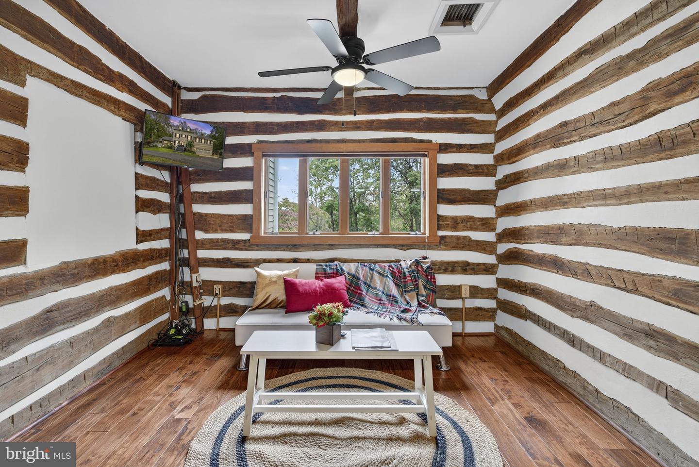 12894 FURNACE MOUNTAIN RD, LOVETTSVILLE, Virginia 20180, 3 Rooms Rooms,Residential,For sale,12894 FURNACE MOUNTAIN RD,VALO2107122 MLS # VALO2107122