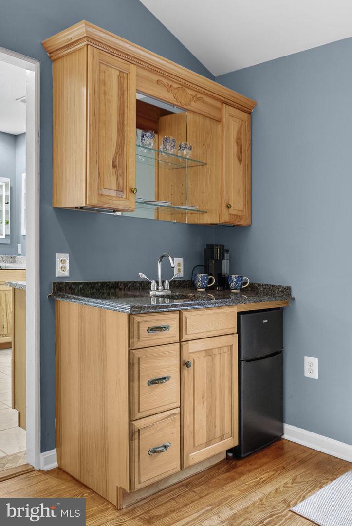 12894 FURNACE MOUNTAIN RD, LOVETTSVILLE, Virginia 20180, 3 Rooms Rooms,Residential,For sale,12894 FURNACE MOUNTAIN RD,VALO2107122 MLS # VALO2107122