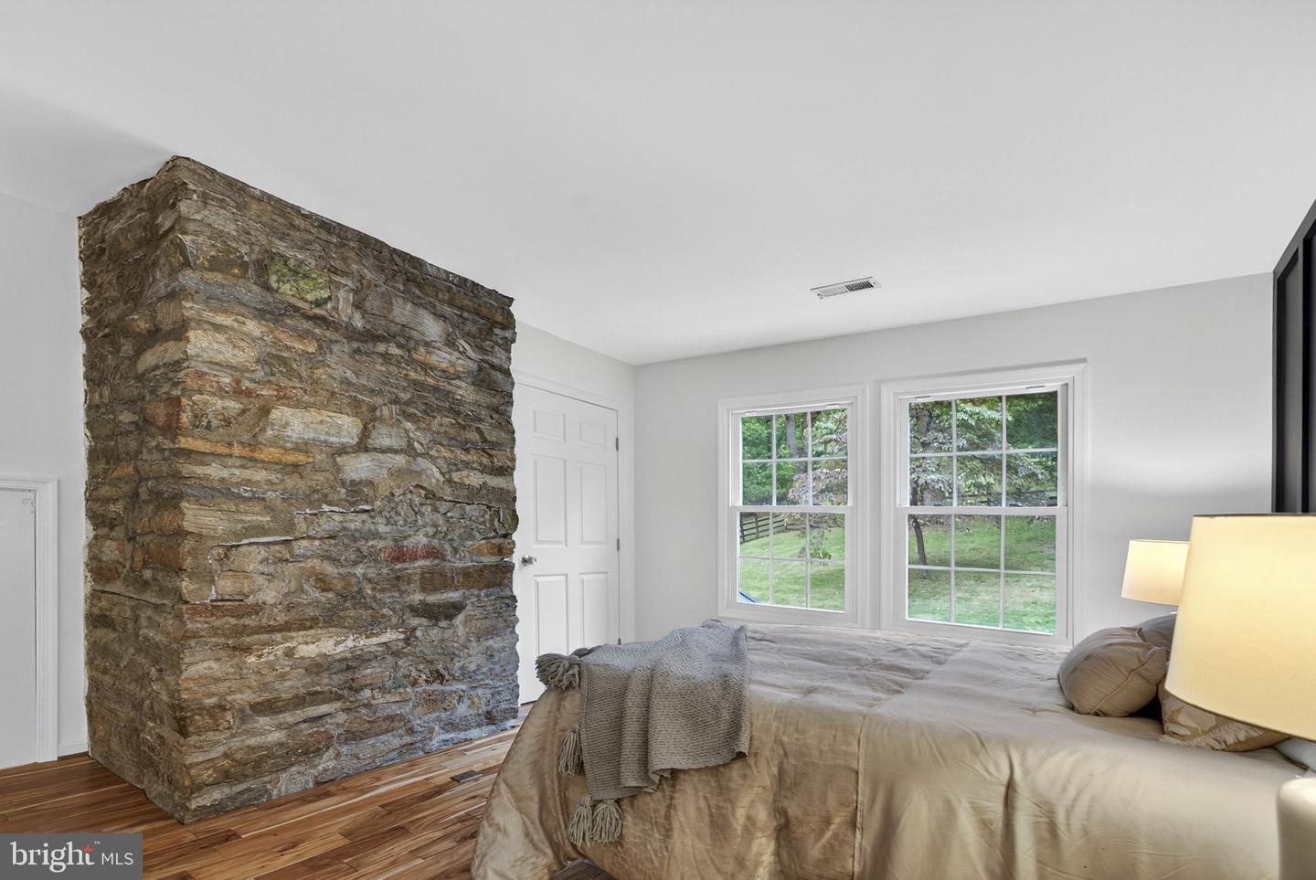 12894 FURNACE MOUNTAIN RD, LOVETTSVILLE, Virginia 20180, 3 Rooms Rooms,Residential,For sale,12894 FURNACE MOUNTAIN RD,VALO2107122 MLS # VALO2107122