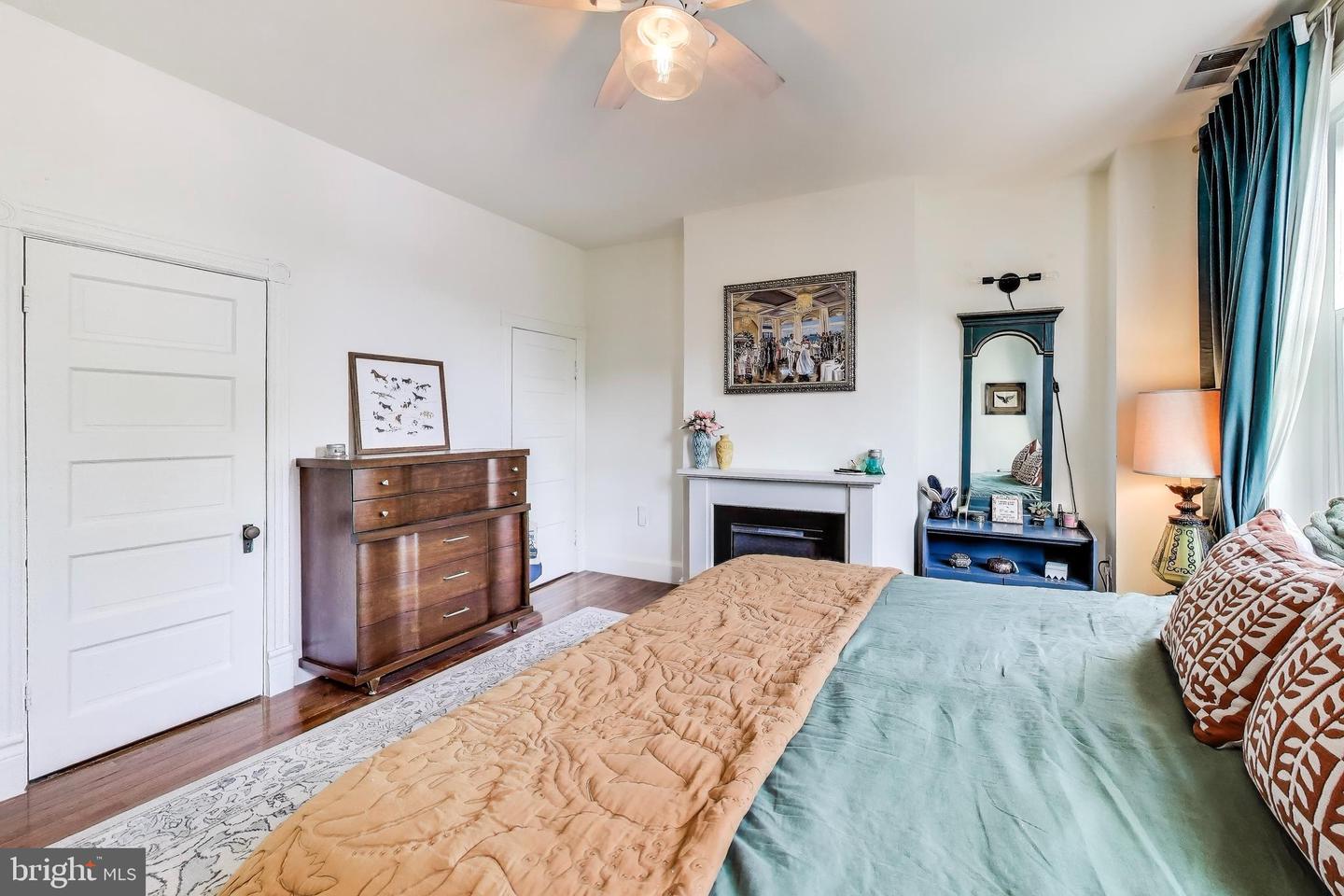 1236 D ST SE, WASHINGTON, District Of Columbia 20003, 2 Bedrooms Bedrooms, ,1 BathroomBathrooms,Residential,For sale,1236 D ST SE,DCDC2223038 MLS # DCDC2223038