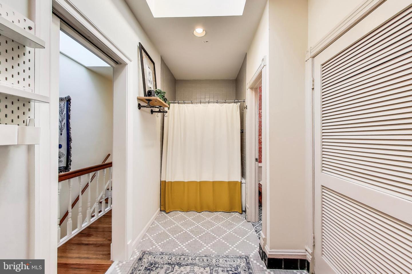 1236 D ST SE, WASHINGTON, District Of Columbia 20003, 2 Bedrooms Bedrooms, ,1 BathroomBathrooms,Residential,For sale,1236 D ST SE,DCDC2223038 MLS # DCDC2223038