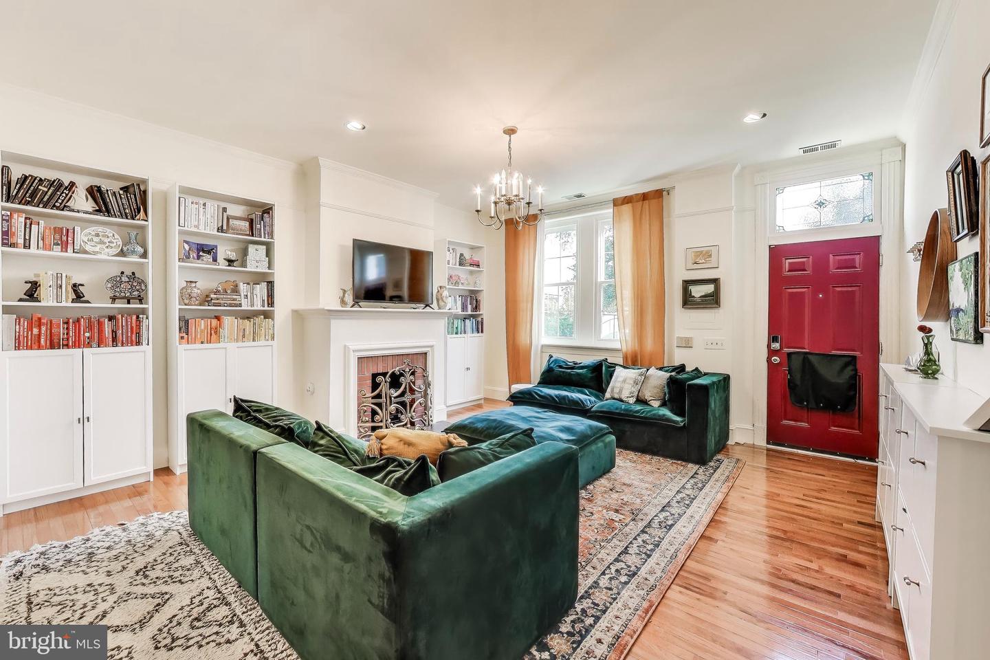 1236 D ST SE, WASHINGTON, District Of Columbia 20003, 2 Bedrooms Bedrooms, ,1 BathroomBathrooms,Residential,For sale,1236 D ST SE,DCDC2223038 MLS # DCDC2223038