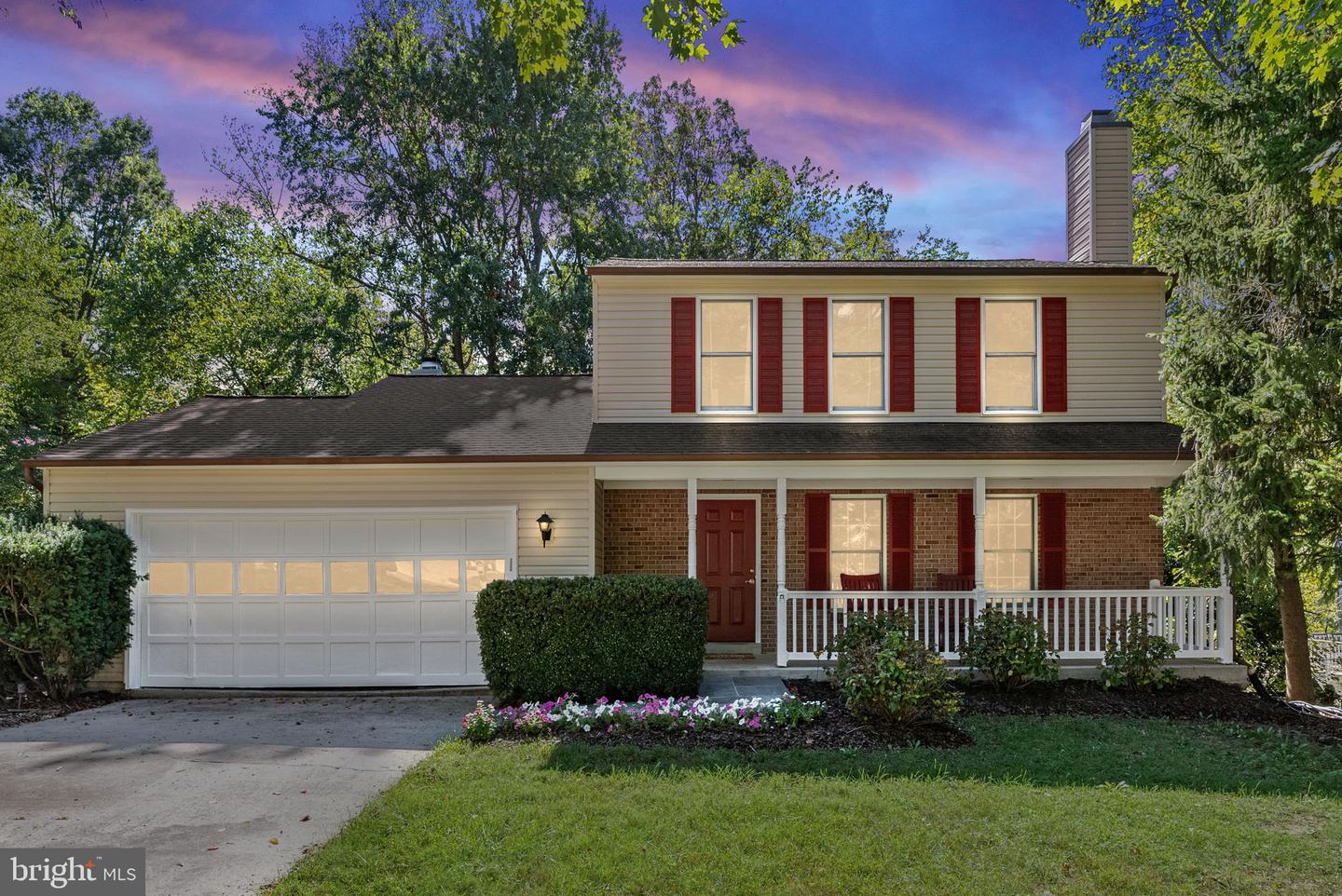 903 YOUNG DAIRY CT, HERNDON, Virginia 20170, 3 Bedrooms Bedrooms, ,2 BathroomsBathrooms,Residential,For sale,903 YOUNG DAIRY CT,VAFX2268068 MLS # VAFX2268068