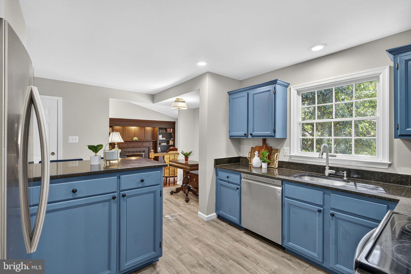 903 YOUNG DAIRY CT, HERNDON, Virginia 20170, 3 Bedrooms Bedrooms, ,2 BathroomsBathrooms,Residential,For sale,903 YOUNG DAIRY CT,VAFX2268068 MLS # VAFX2268068