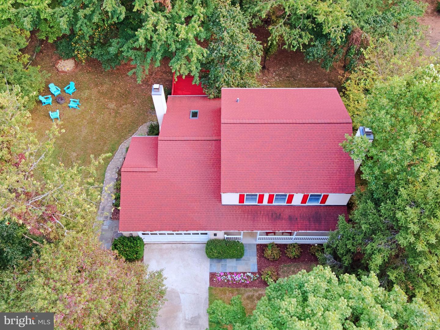 903 YOUNG DAIRY CT, HERNDON, Virginia 20170, 3 Bedrooms Bedrooms, ,2 BathroomsBathrooms,Residential,For sale,903 YOUNG DAIRY CT,VAFX2268068 MLS # VAFX2268068