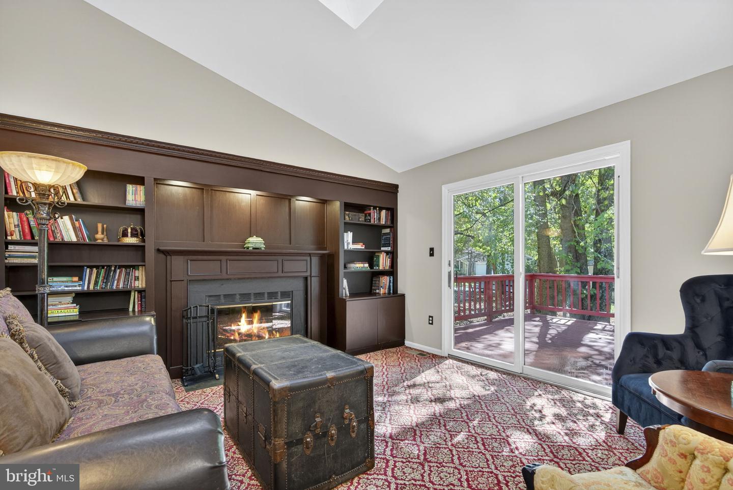 903 YOUNG DAIRY CT, HERNDON, Virginia 20170, 3 Bedrooms Bedrooms, ,2 BathroomsBathrooms,Residential,For sale,903 YOUNG DAIRY CT,VAFX2268068 MLS # VAFX2268068
