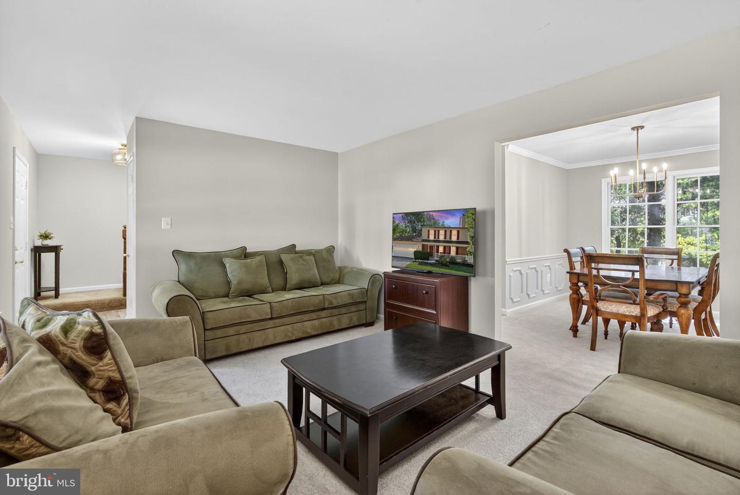 903 YOUNG DAIRY CT, HERNDON, Virginia 20170, 3 Bedrooms Bedrooms, ,2 BathroomsBathrooms,Residential,For sale,903 YOUNG DAIRY CT,VAFX2268068 MLS # VAFX2268068