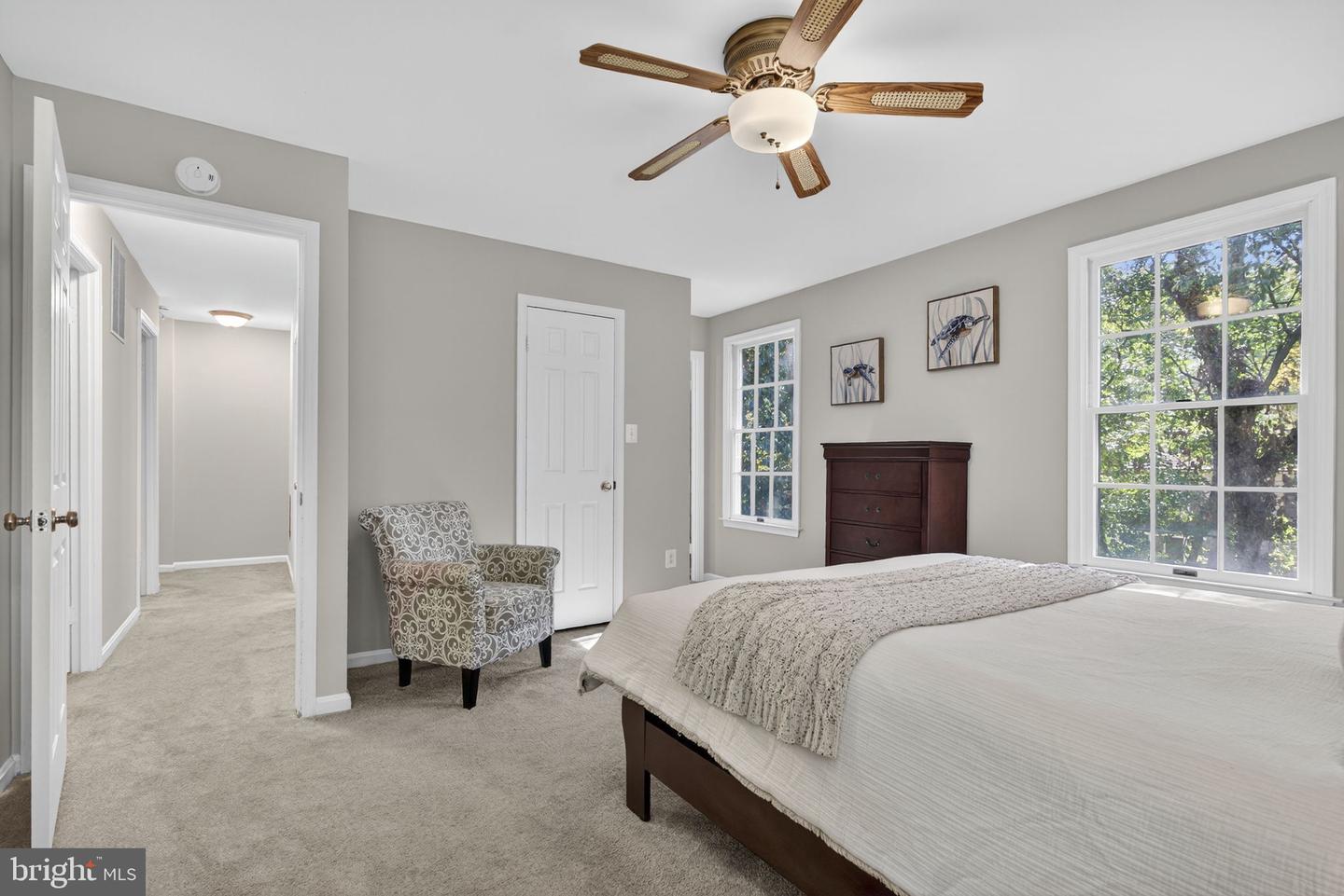 903 YOUNG DAIRY CT, HERNDON, Virginia 20170, 3 Bedrooms Bedrooms, ,2 BathroomsBathrooms,Residential,For sale,903 YOUNG DAIRY CT,VAFX2268068 MLS # VAFX2268068