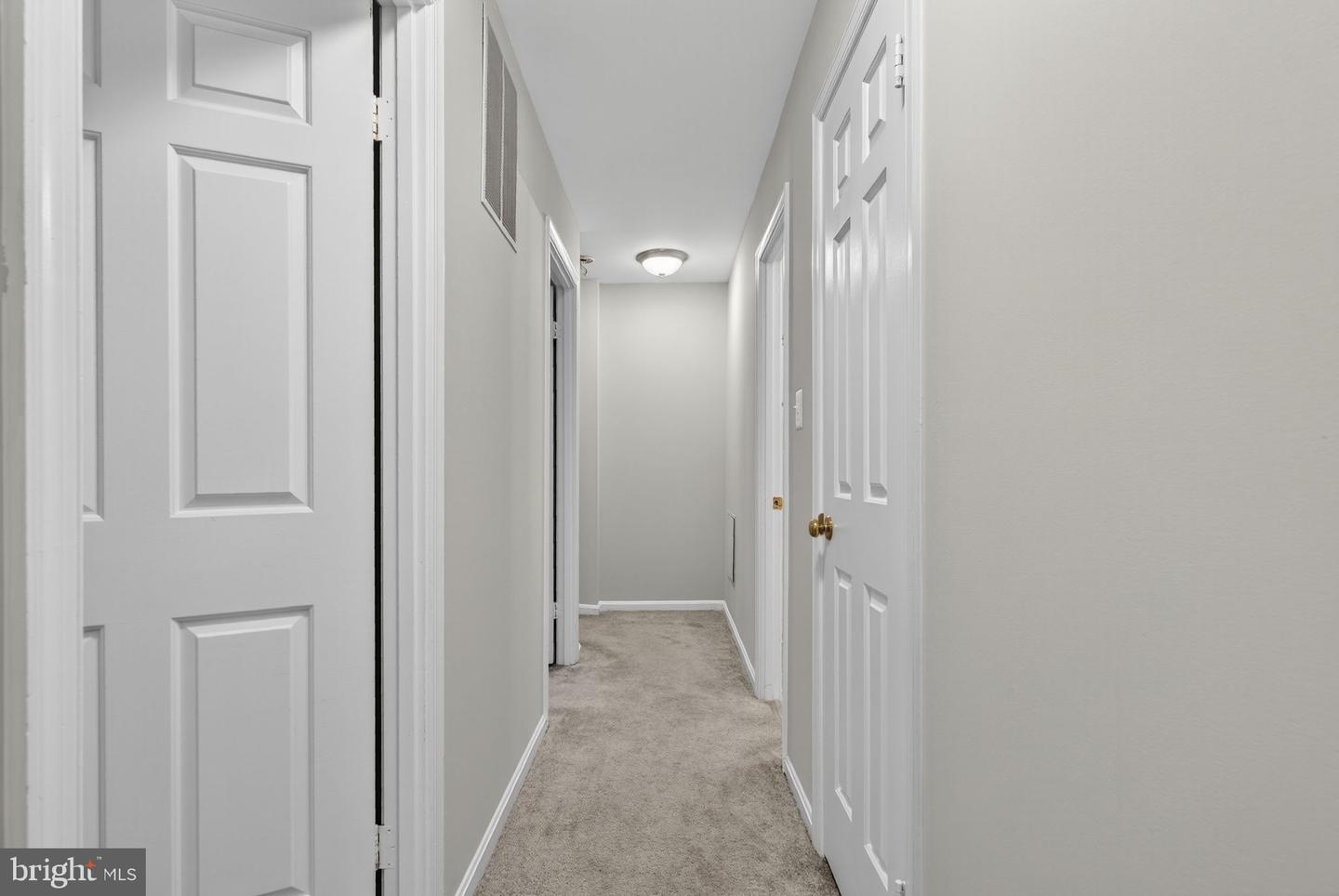 903 YOUNG DAIRY CT, HERNDON, Virginia 20170, 3 Bedrooms Bedrooms, ,2 BathroomsBathrooms,Residential,For sale,903 YOUNG DAIRY CT,VAFX2268068 MLS # VAFX2268068
