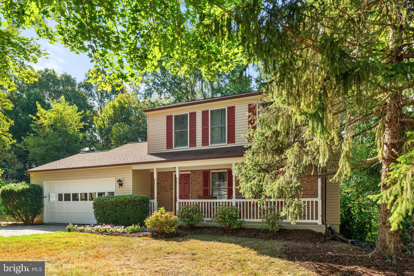 903 YOUNG DAIRY CT, HERNDON, Virginia 20170, 3 Bedrooms Bedrooms, ,2 BathroomsBathrooms,Residential,For sale,903 YOUNG DAIRY CT,VAFX2268068 MLS # VAFX2268068