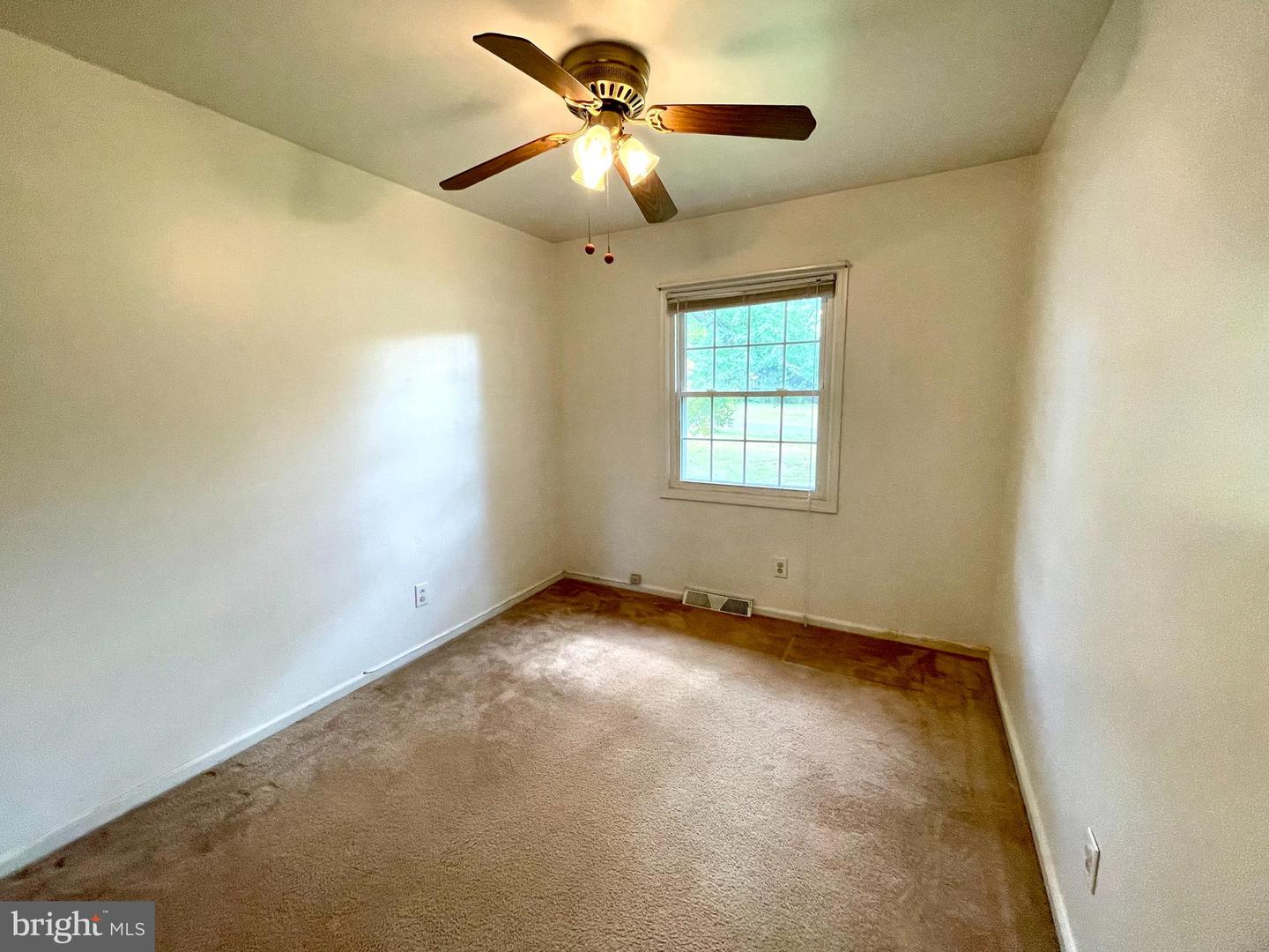 351 CHAPPELL ST, WARRENTON, Virginia 20186, 4 Bedrooms Bedrooms, ,2 BathroomsBathrooms,Residential,For sale,351 CHAPPELL ST,VAFQ2018368 MLS # VAFQ2018368