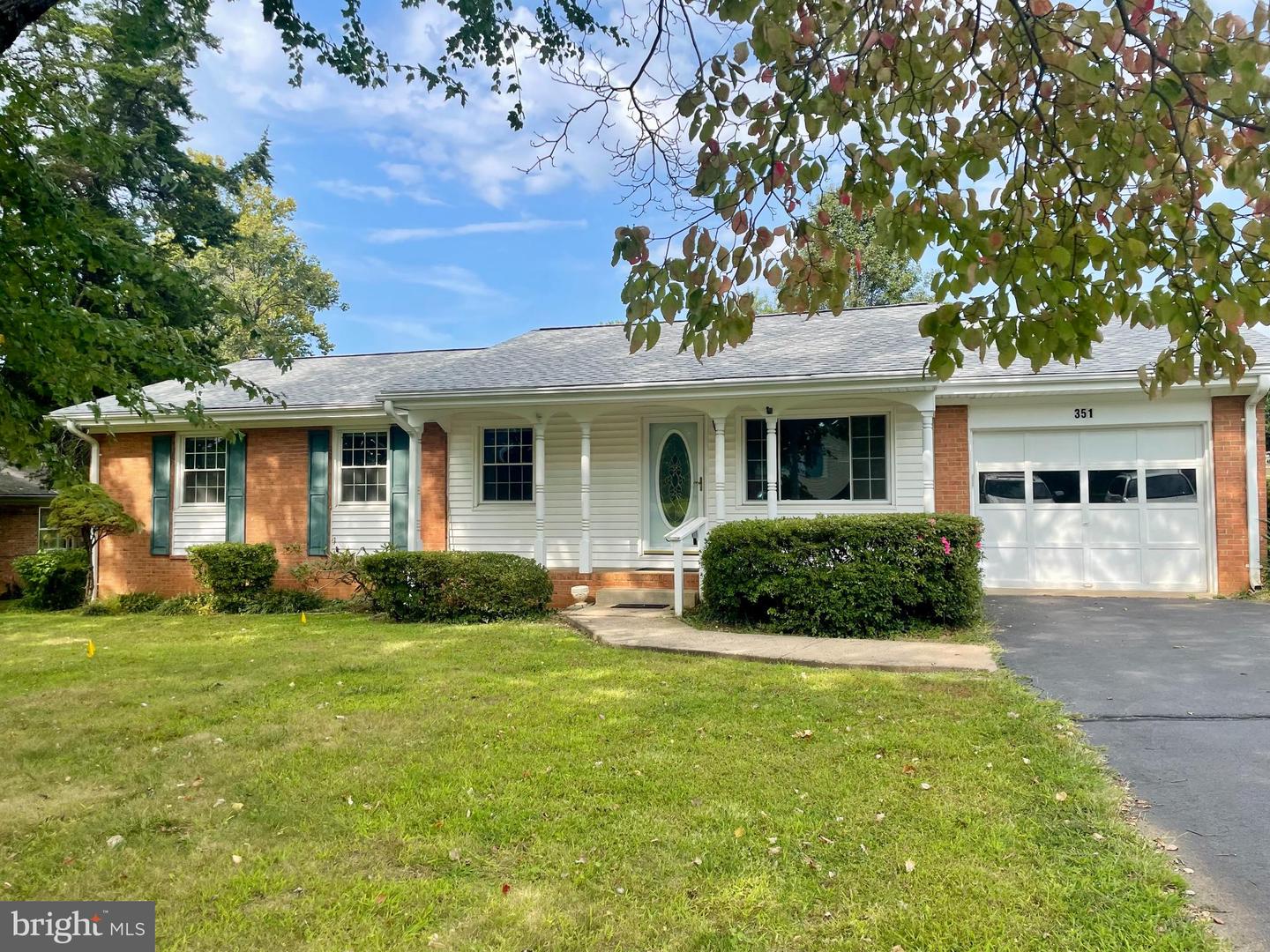 351 CHAPPELL ST, WARRENTON, Virginia 20186, 4 Bedrooms Bedrooms, ,2 BathroomsBathrooms,Residential,For sale,351 CHAPPELL ST,VAFQ2018368 MLS # VAFQ2018368