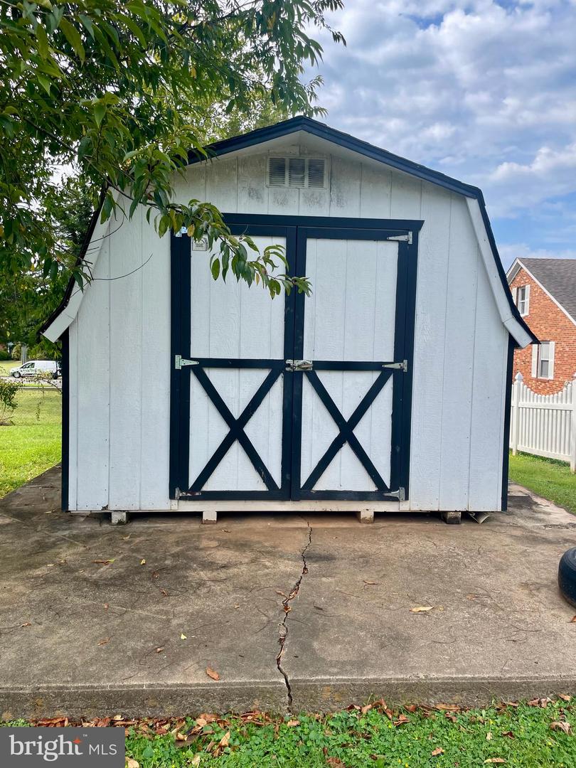 351 CHAPPELL ST, WARRENTON, Virginia 20186, 4 Bedrooms Bedrooms, ,2 BathroomsBathrooms,Residential,For sale,351 CHAPPELL ST,VAFQ2018368 MLS # VAFQ2018368