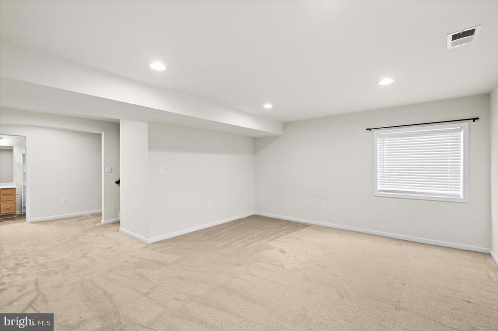 12231 SALT CEDAR LN, CULPEPER, Virginia 22701, 5 Bedrooms Bedrooms, ,3 BathroomsBathrooms,Residential,12231 SALT CEDAR LN,VACU2011612 MLS # VACU2011612