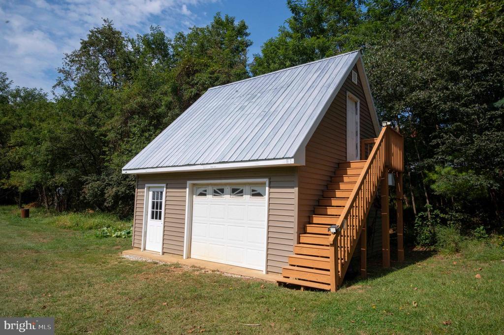 2002 BALKAMORE HILL RD, STANLEY, Virginia 22851, 3 Bedrooms Bedrooms, ,2 BathroomsBathrooms,Residential,2002 BALKAMORE HILL RD,VAPA2005408 MLS # VAPA2005408