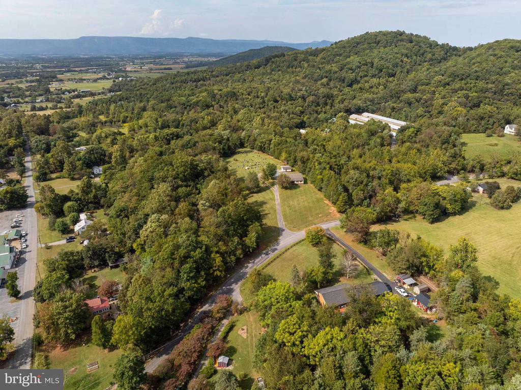 2002 BALKAMORE HILL RD, STANLEY, Virginia 22851, 3 Bedrooms Bedrooms, ,2 BathroomsBathrooms,Residential,2002 BALKAMORE HILL RD,VAPA2005408 MLS # VAPA2005408