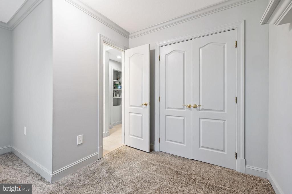 6397 TAZEWELL ST, WARRENTON, Virginia, 4 Bedrooms Bedrooms, ,2 BathroomsBathrooms,Residential,6397 TAZEWELL ST,VAFQ2018522 MLS # VAFQ2018522