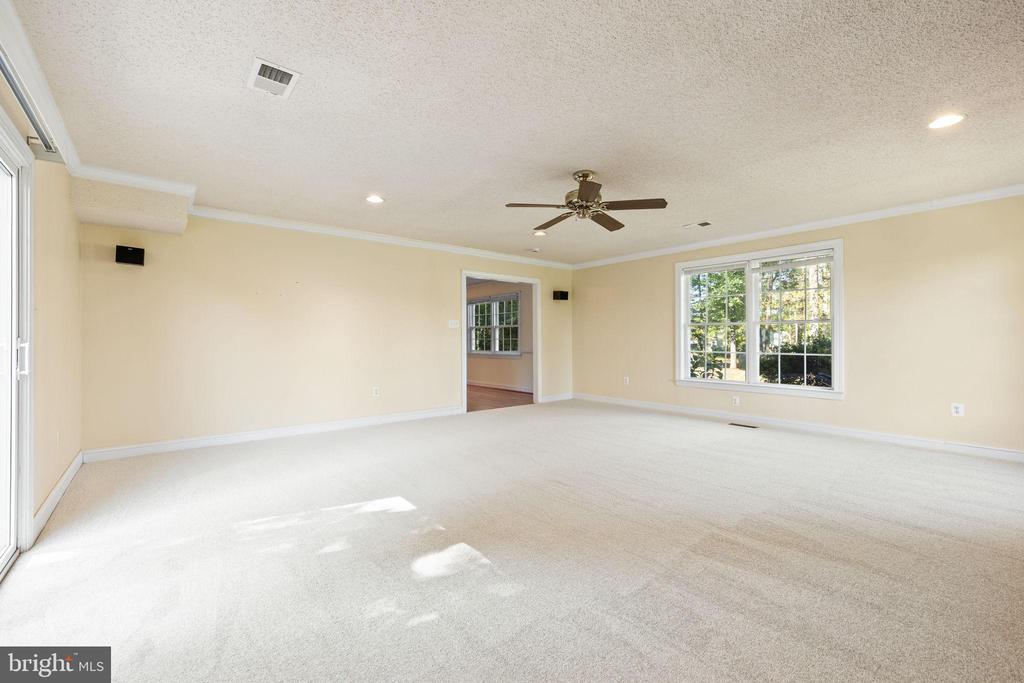 6397 TAZEWELL ST, WARRENTON, Virginia, 4 Bedrooms Bedrooms, ,2 BathroomsBathrooms,Residential,6397 TAZEWELL ST,VAFQ2018522 MLS # VAFQ2018522