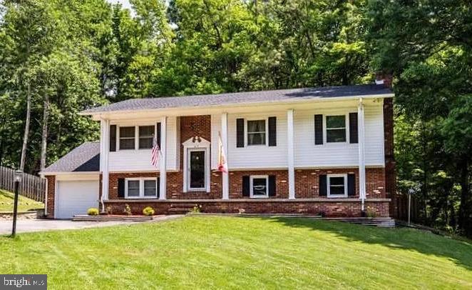 415 COOPER ST, SPOTSYLVANIA, Virginia 22551, 5 Bedrooms Bedrooms, ,3 BathroomsBathrooms,Residential,415 COOPER ST,VASP2036598 MLS # VASP2036598